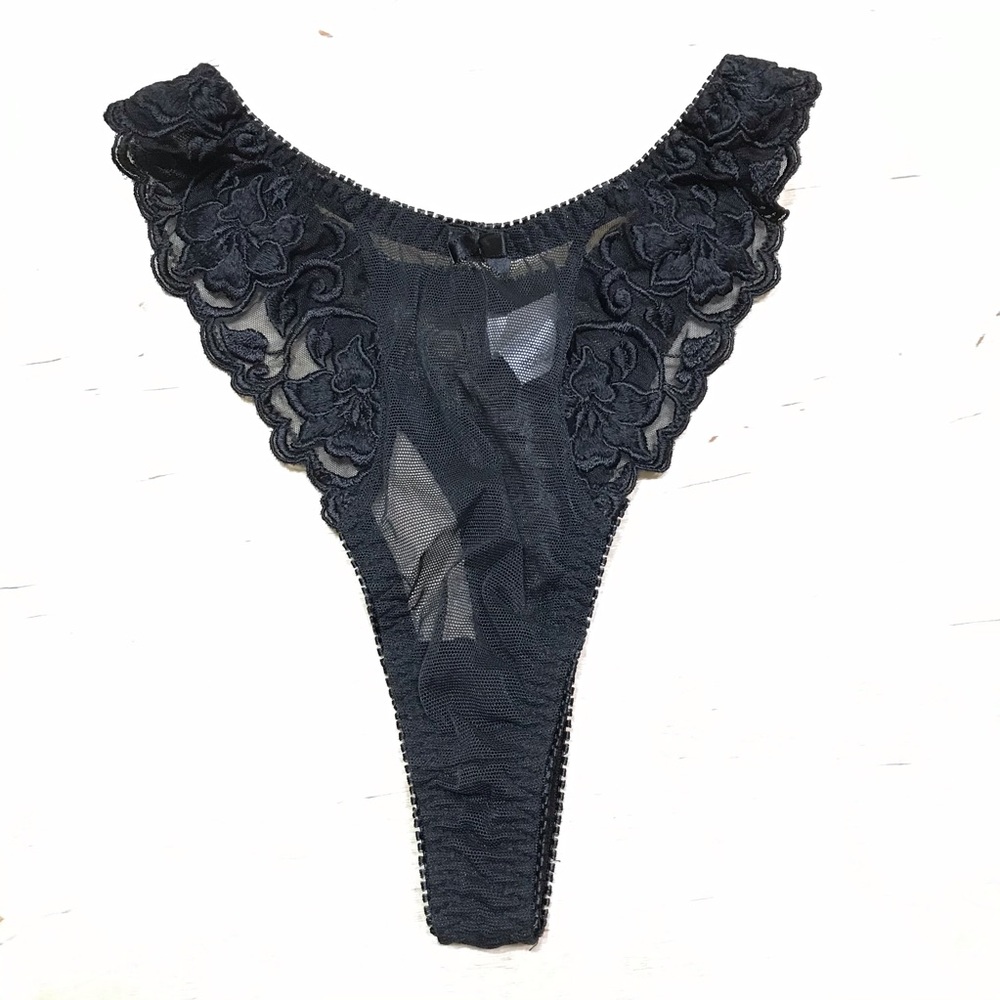 Victoria's Secret VTG 90s Embroidered Lace Satin High Cut Thong Panty Small